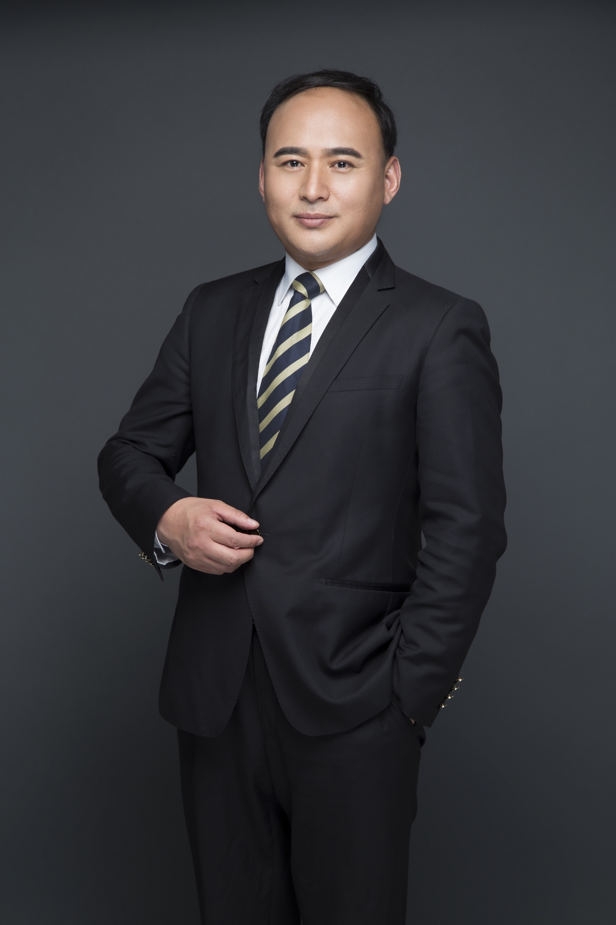雷晓琼 插画与概念设计总监